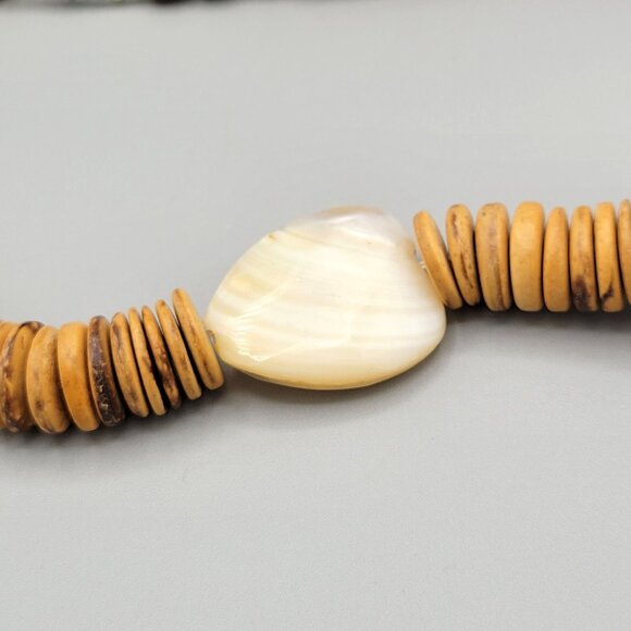 Vintage Boho Wooden & Mother of Pearl MOP Shell Beaded Necklace Barrel Close - Picture 7 of 11